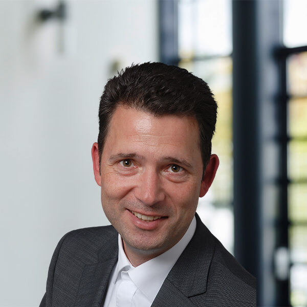 Jürgen Simon(1)