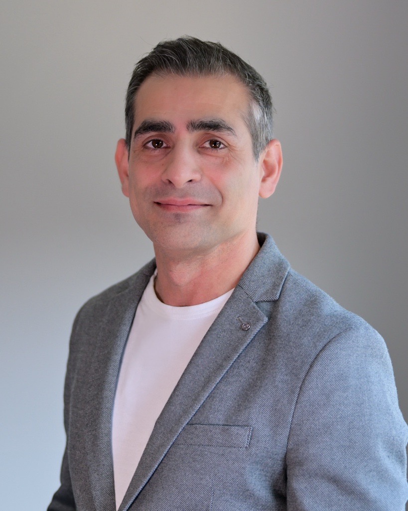 Aliasghar Esteghlal 